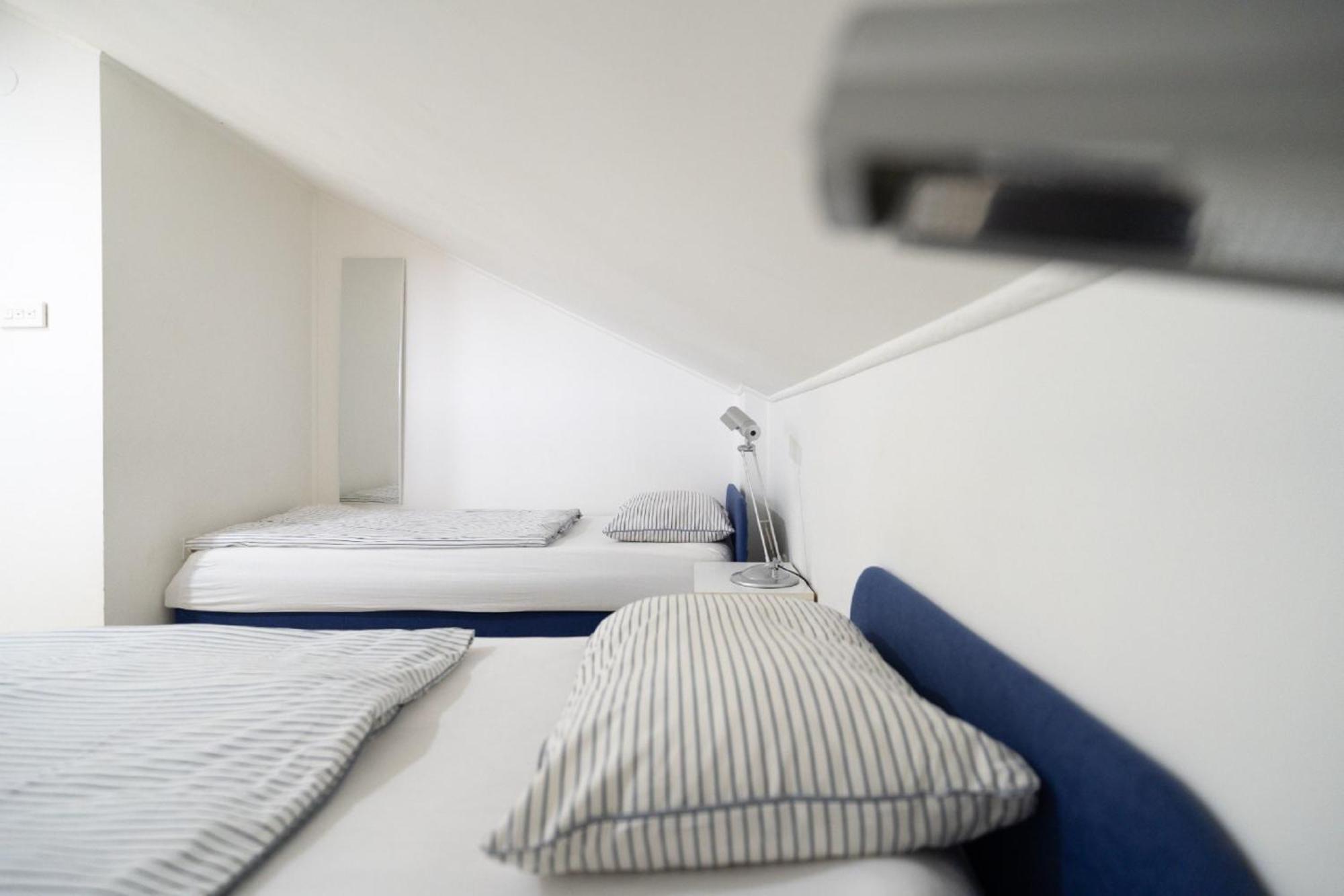 Apartments Milic Ґорні Карин Екстер'єр фото